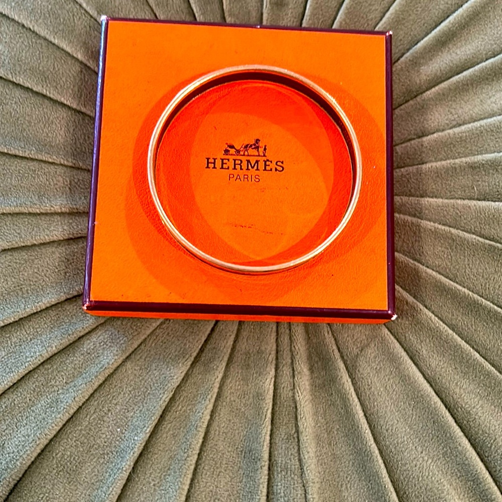 Vintage 🖤💛Hermès Narrow Enamel Bangle🖤💛